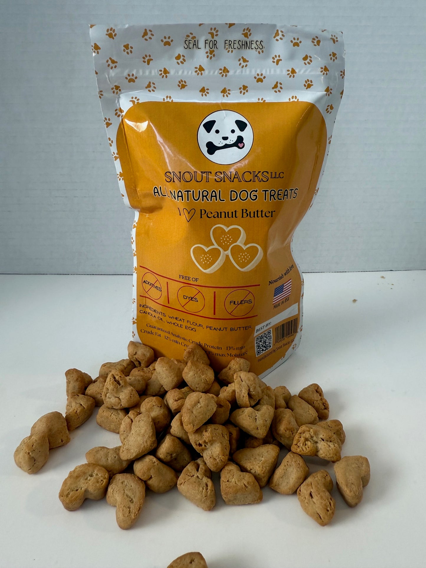 I Heart Peanut Butter Dog Treats – Crunchy Biscuits (6 oz)